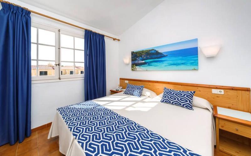 Aparthotel Globales Binimar Cala'N Blanes (Menorca)